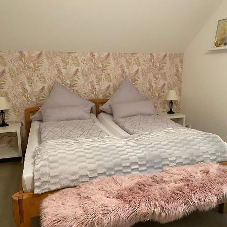 Ferienwohnung Mit Charme Langenzenn Exterior foto